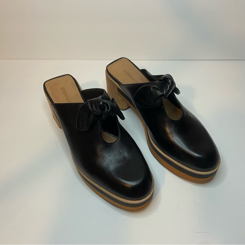 Bernardo Sadie Mule Clog Black Leather Bow Heels